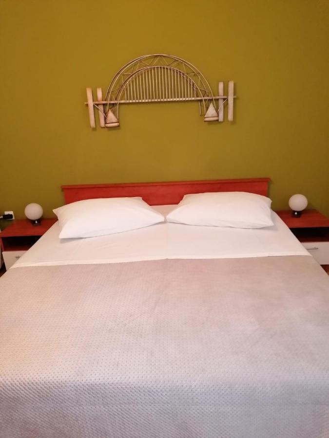 Apartament And Guscic Rab Town